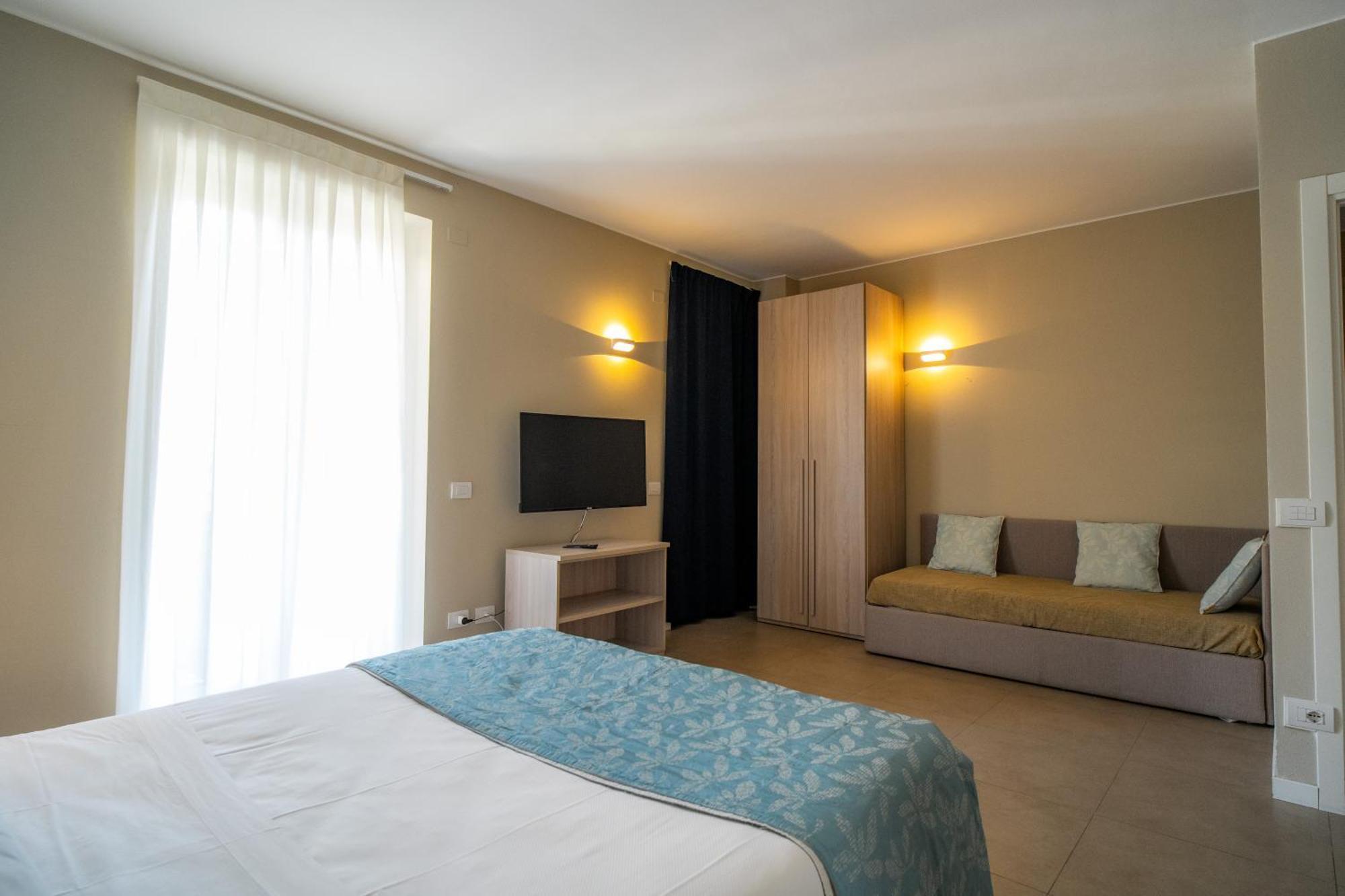 Residence San Marco Suites&Apartments 阿拉西奥 外观 照片