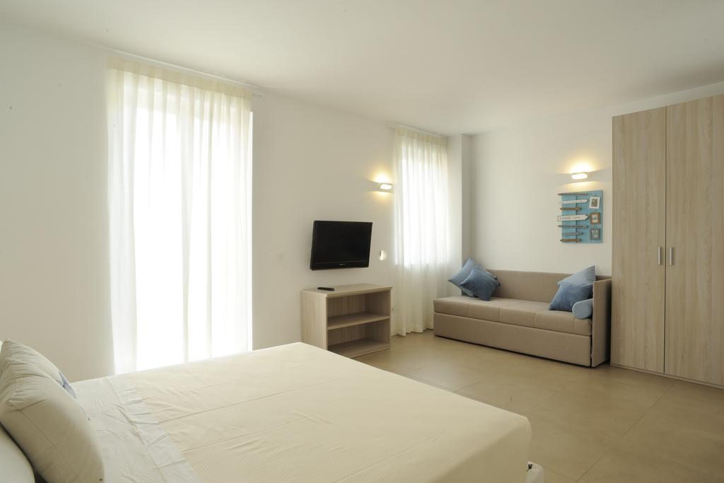 Residence San Marco Suites&Apartments 阿拉西奥 外观 照片