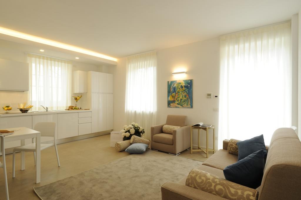 Residence San Marco Suites&Apartments 阿拉西奥 外观 照片