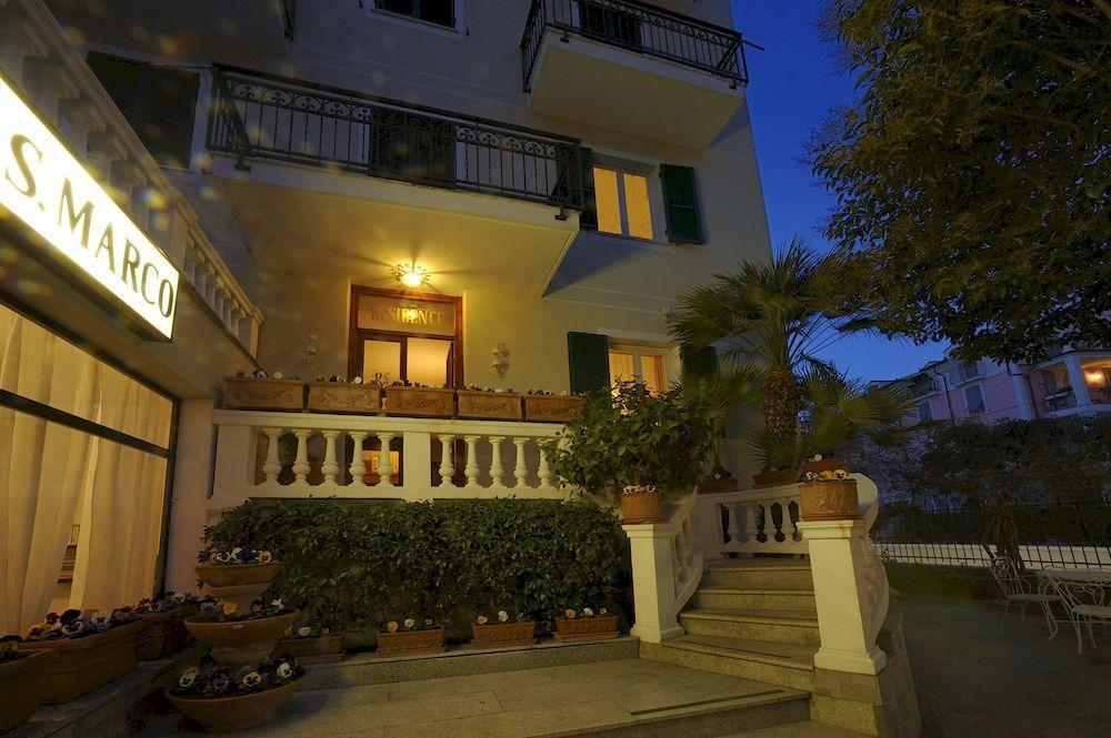 Residence San Marco Suites&Apartments 阿拉西奥 外观 照片